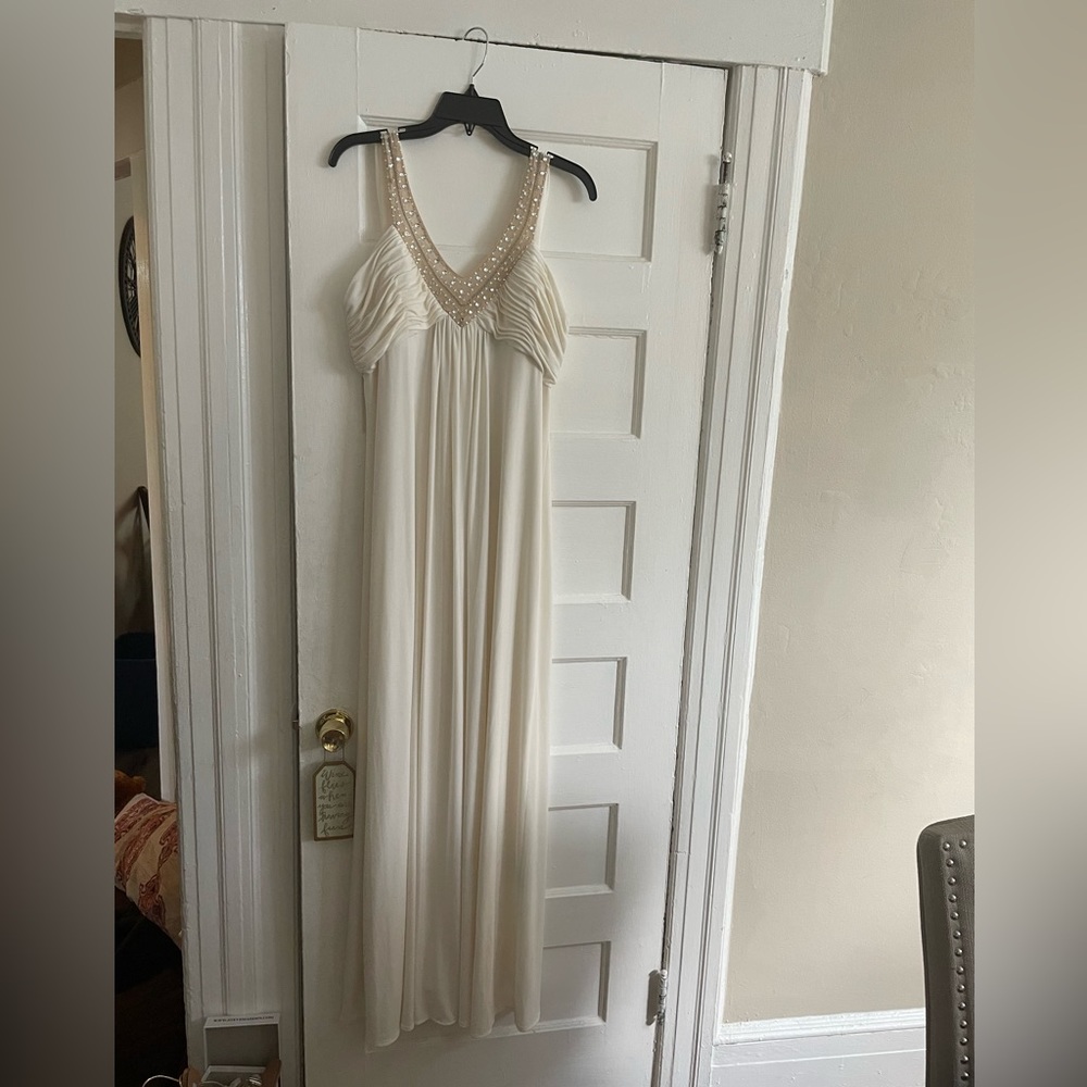 Elegant Ivory Beaded V-Neck Maxi Dress